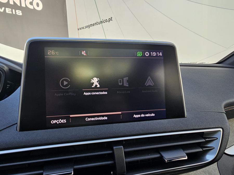 peugeot-5008-2018-diesel-1997cc