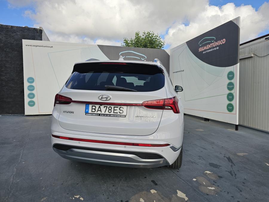 hyundai-santa-fe-2023-hibrido-a-gasolina-1598cc