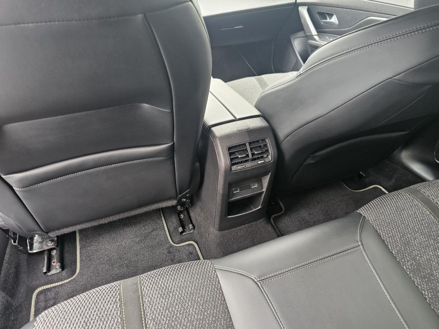 peugeot-308-2024-hibrido-a-gasolina-1598cc