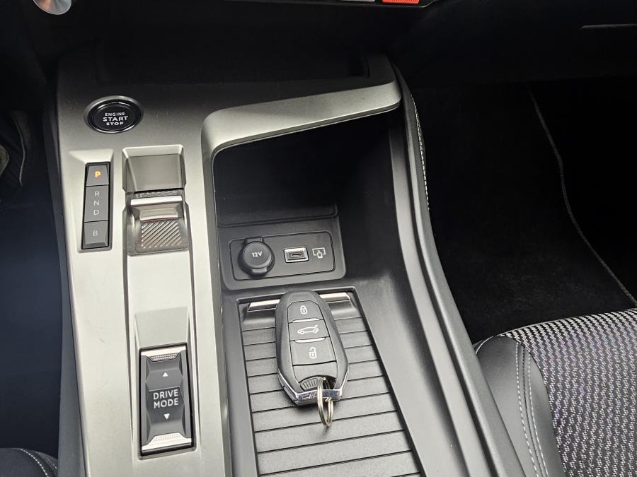 peugeot-308-2024-hibrido-a-gasolina-1598cc