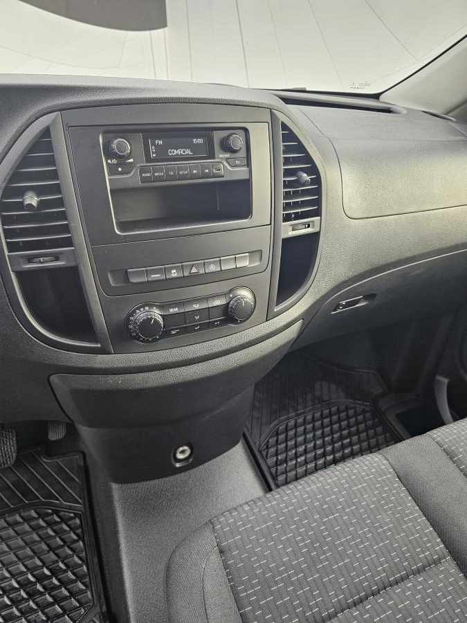 mercedes-benz-vito-tourer-2022-diesel-1950cc