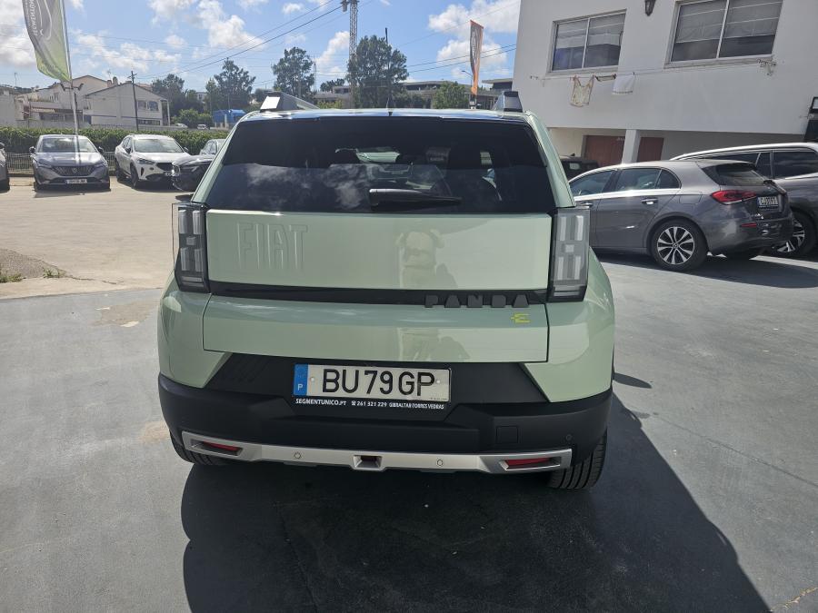 fiat-grande-panda-2025-eletrico-221cc