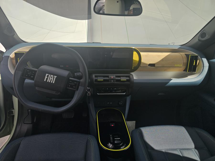 fiat-grande-panda-2025-eletrico-221cc