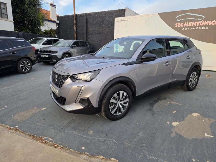 peugeot-e-2008-2023-eletrico-267cc