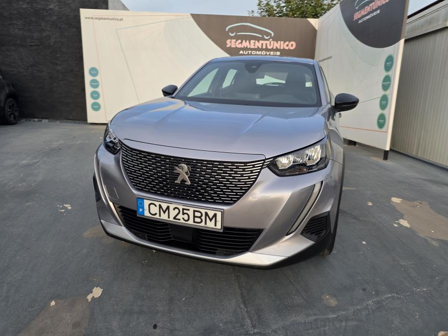 peugeot-e-2008-2023-eletrico-267cc
