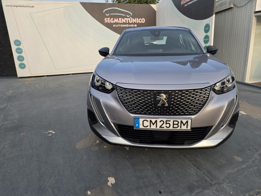 peugeot-e-2008-2023-eletrico-267cc