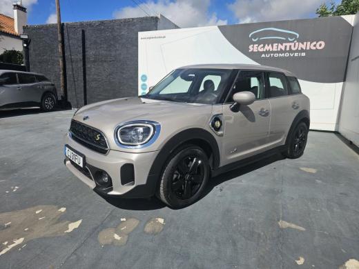 mini-countryman-2023-hibrido-a-gasolina-1499cc