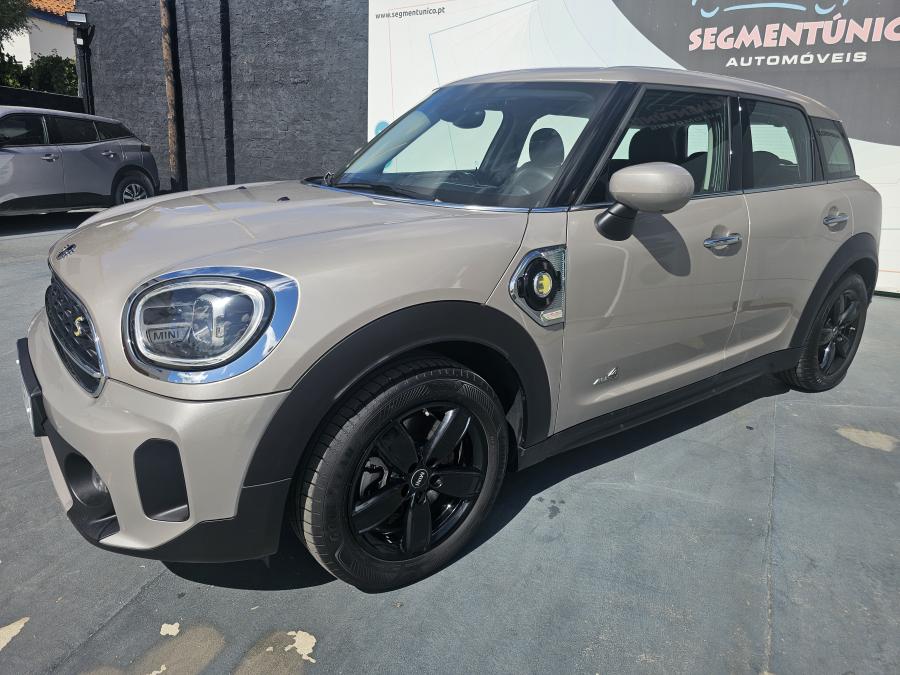 mini-countryman-2023-hibrido-a-gasolina-1499cc