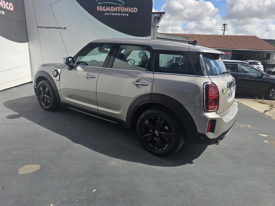 mini-countryman-2023-hibrido-a-gasolina-1499cc