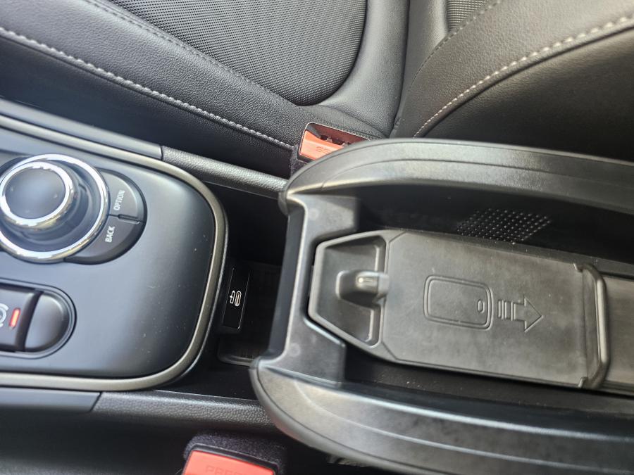 mini-countryman-2023-hibrido-a-gasolina-1499cc