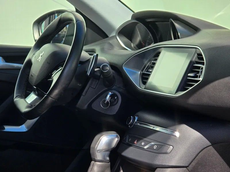 peugeot-308-sw-2019-diesel-1499cc