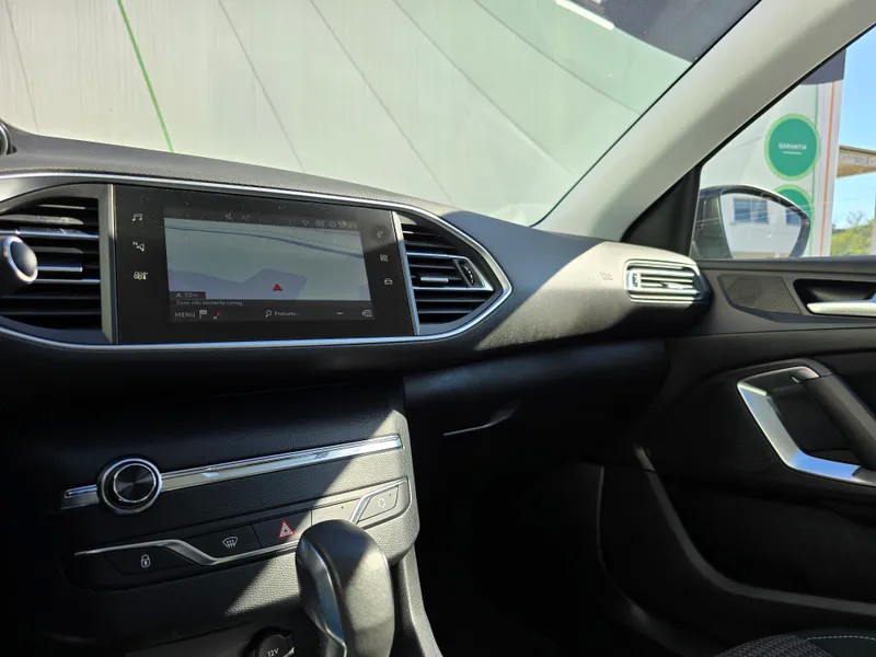 peugeot-308-sw-2019-diesel-1499cc