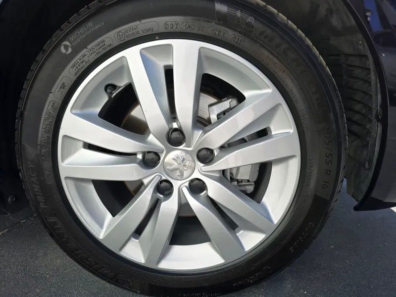 peugeot-308-sw-2019-diesel-1499cc
