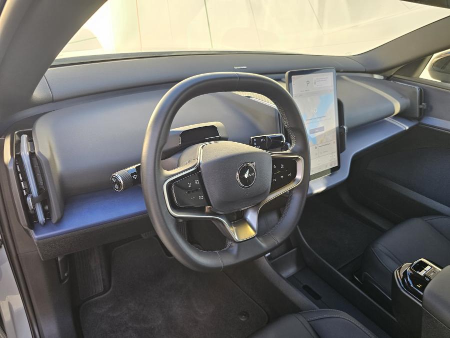 volvo-ex30-2024-eletrico-533cc