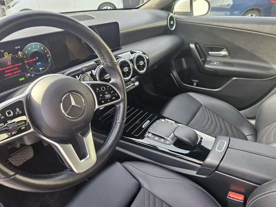mercedes-benz-classe-a-2022-hibrido-a-gasolina-1332cc