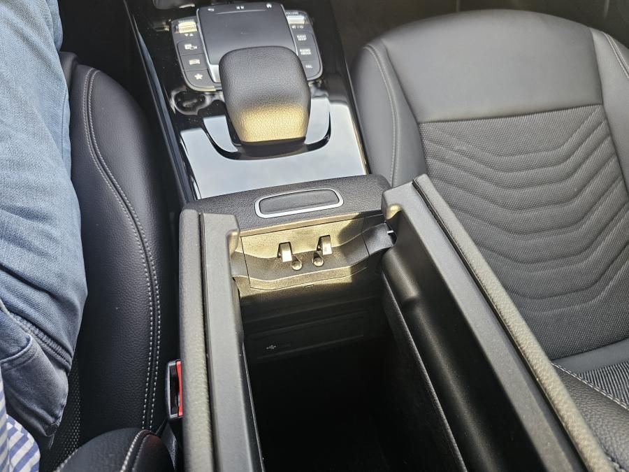 mercedes-benz-classe-a-2022-hibrido-a-gasolina-1332cc