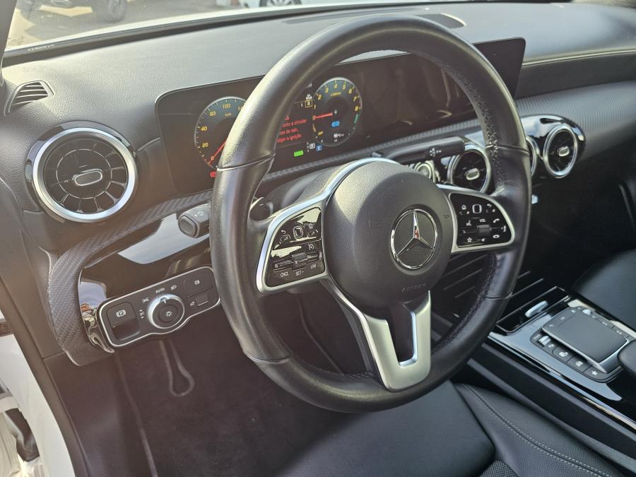 mercedes-benz-classe-a-2022-hibrido-a-gasolina-1332cc