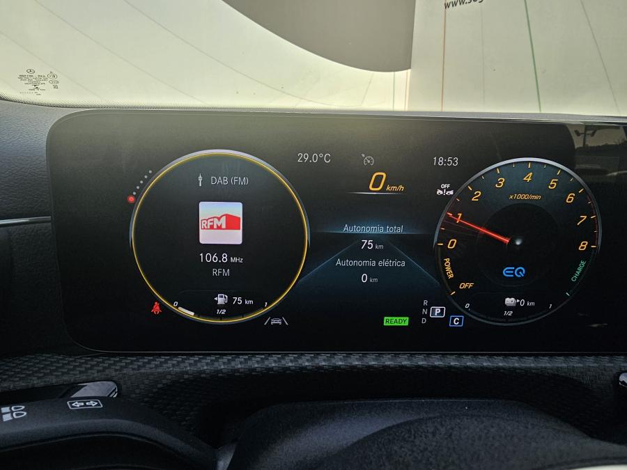 mercedes-benz-classe-a-2022-hibrido-a-gasolina-1332cc