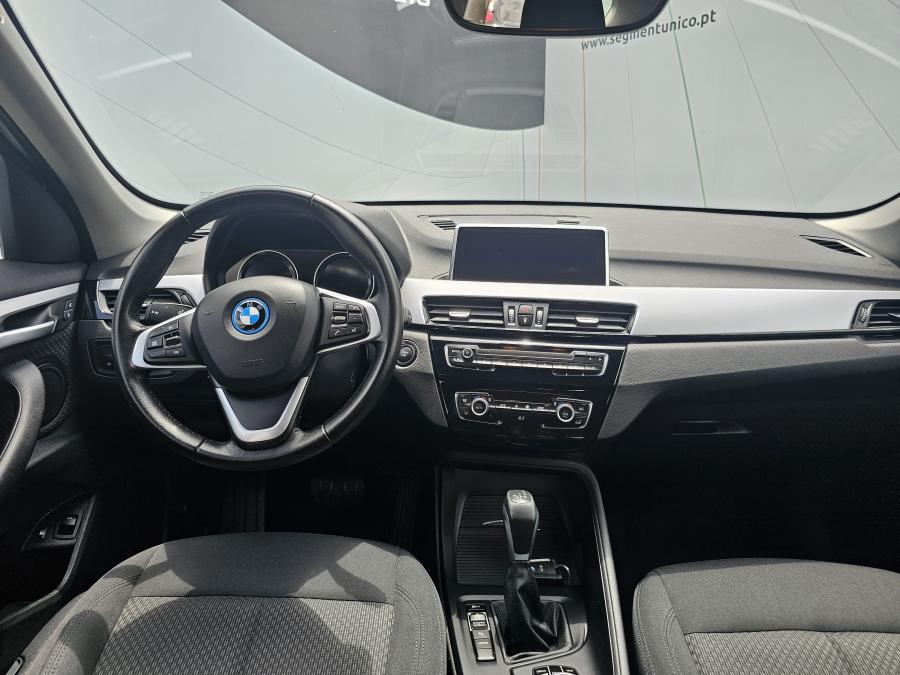 bmw-x1-2022-hibrido-a-gasolina-1499cc