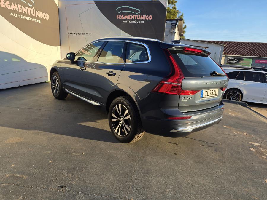 volvo-xc60-2023-hibrido-a-gasolina-1969cc
