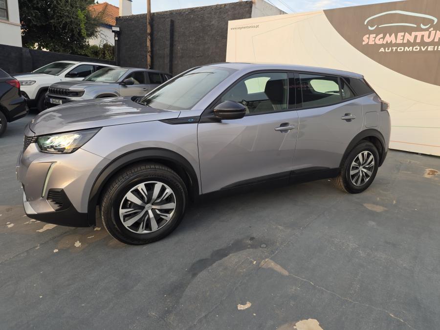 peugeot-e-2008-2023-eletrico-267cc