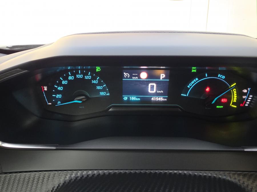 peugeot-e-2008-2023-eletrico-267cc