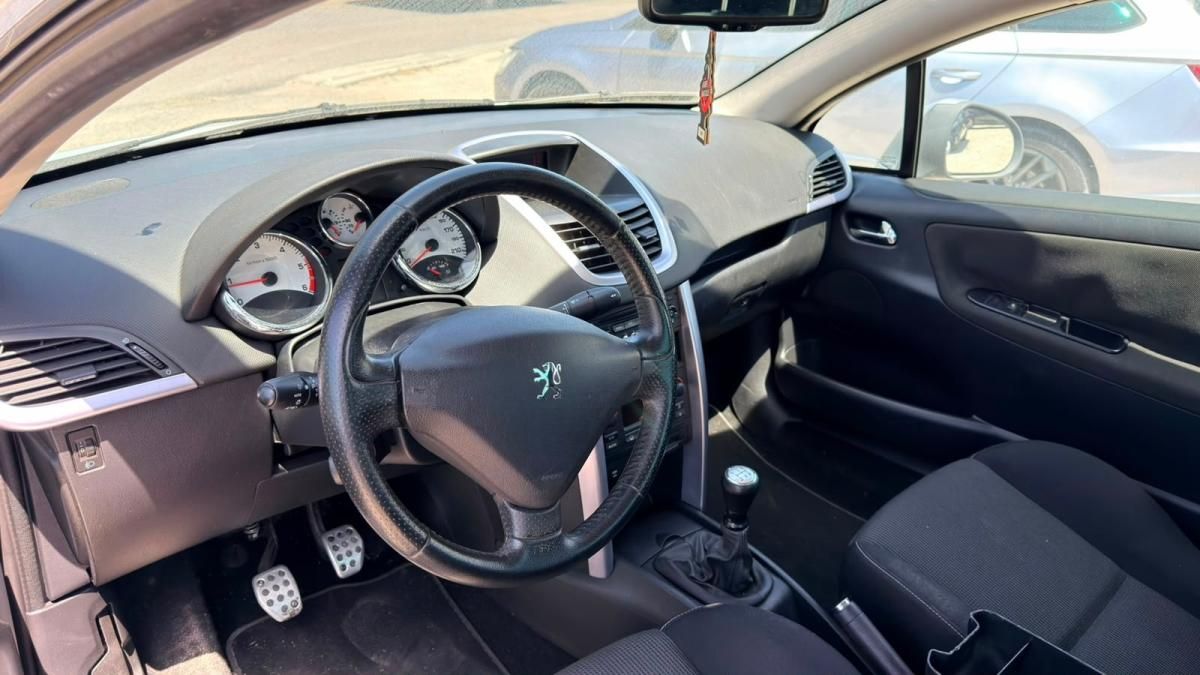 peugeot-207-cc-2008-diesel-1560cc