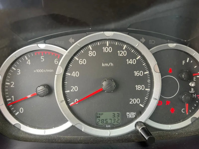 mitsubishi-l200-2014-diesel-2477cc