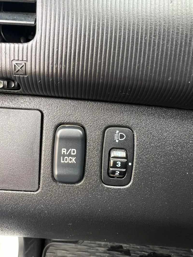 mitsubishi-l200-2014-diesel-2477cc