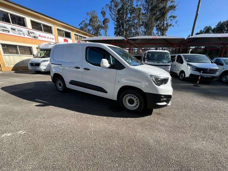 opel-combo-2021-diesel-1499cc