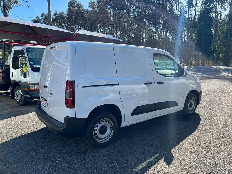 opel-combo-2021-diesel-1499cc