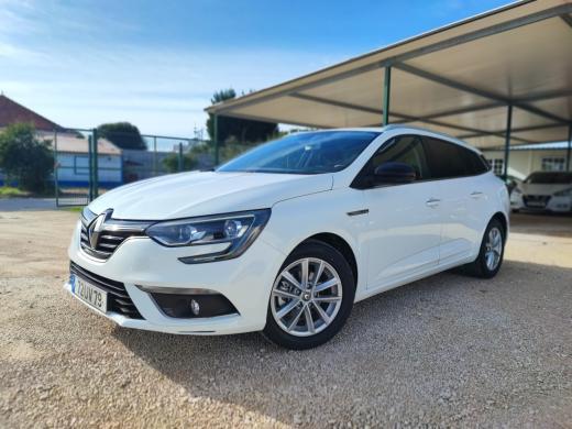 renault-megane-sport-tourer-2018-diesel-1461cc