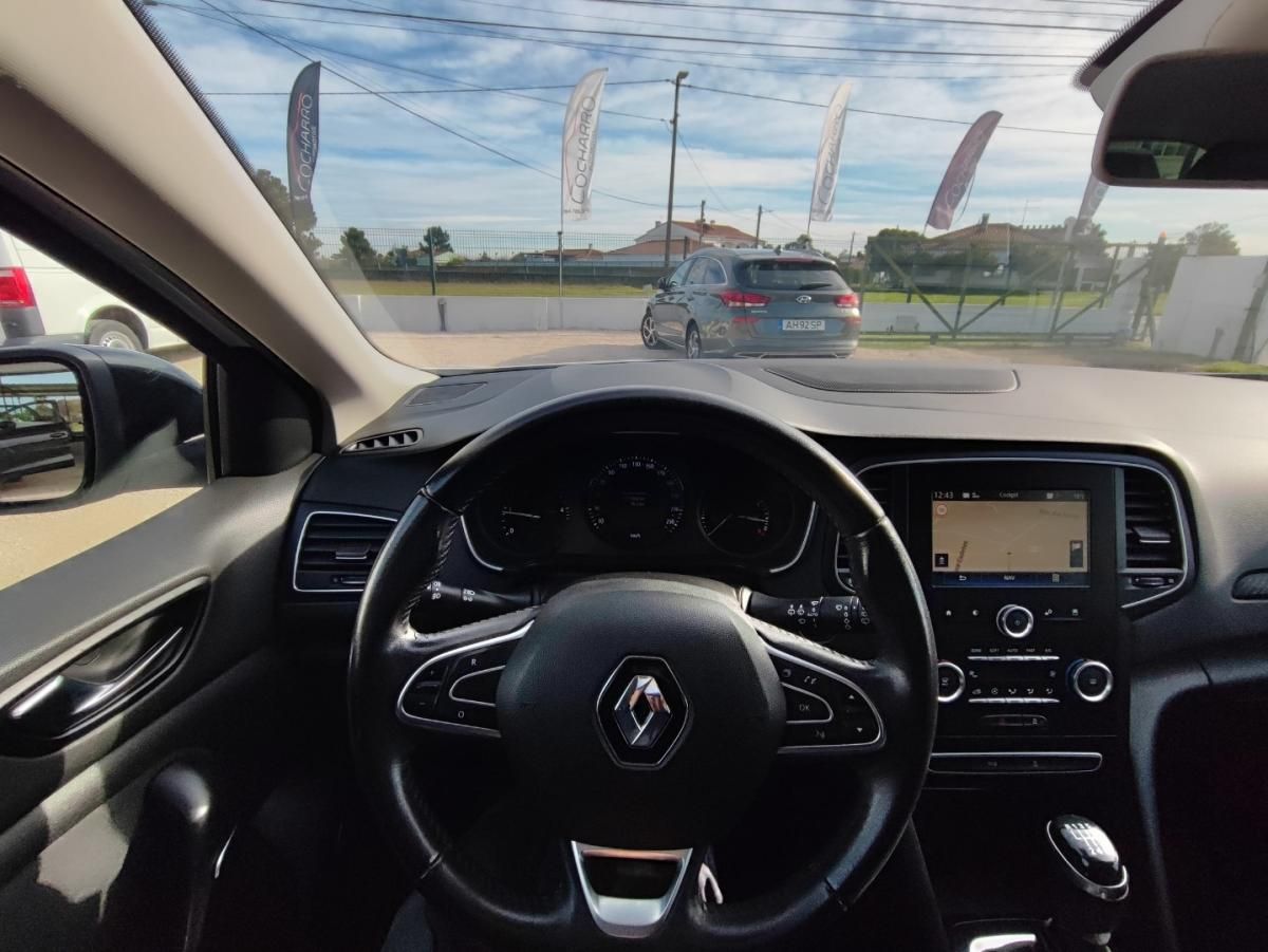 renault-megane-sport-tourer-2018-diesel-1461cc