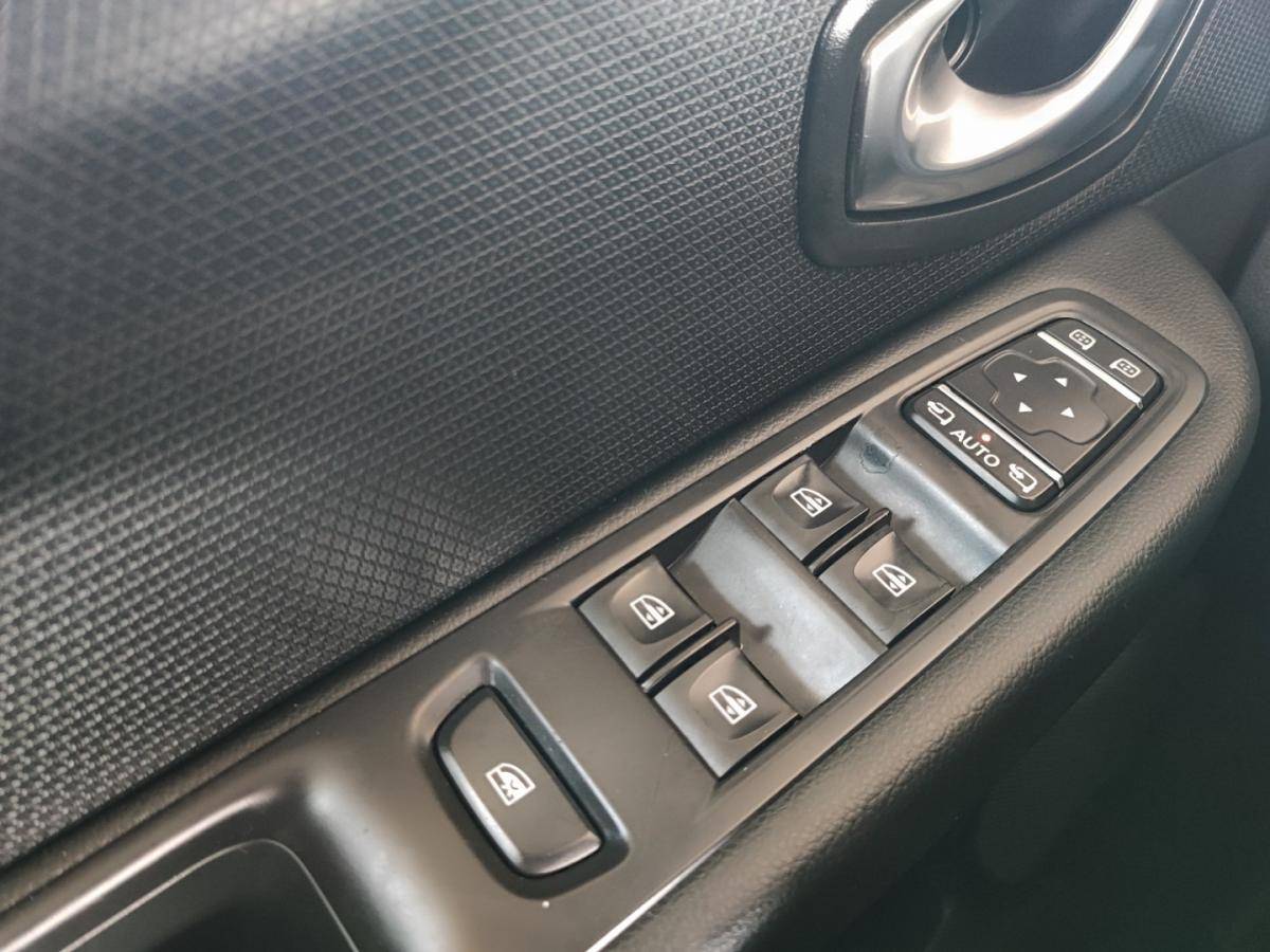 renault-clio-2016-gasolina-1197cc