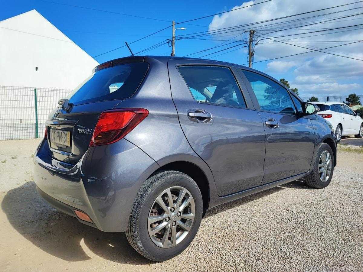 toyota-yaris-2015-gasolina-1329cc