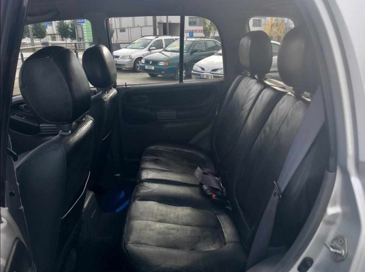 suzuki-grand-vitara-2-0-td-4wd-2000-diesel-1997cc