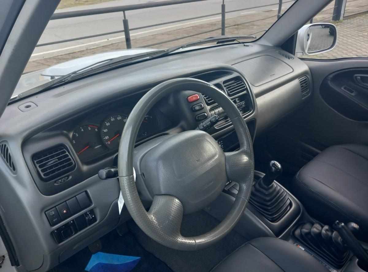 suzuki-grand-vitara-2-0-td-4wd-2000-diesel-1997cc