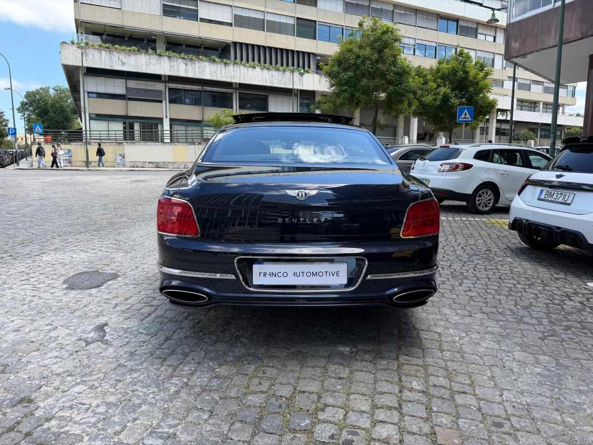 bentley-flying-spur-2024-hibrido-a-gasolina-3996cc
