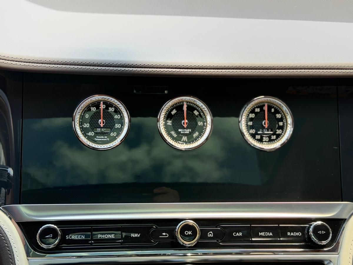 bentley-flying-spur-2024-hibrido-a-gasolina-3996cc