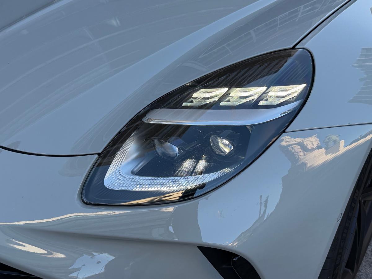 aston-martin-vantage-coupe-2024-gasolina-3982cc