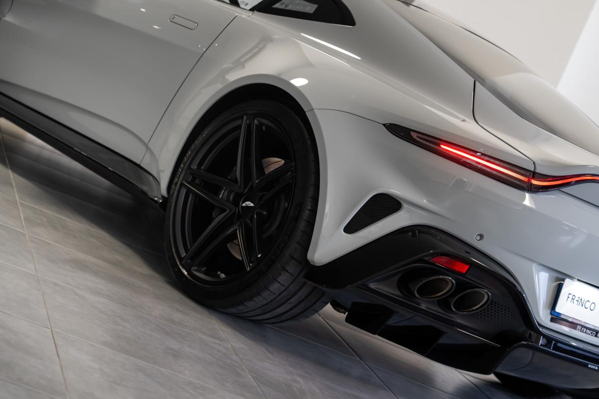 aston-martin-vantage-coupe-2024-gasolina-3982cc