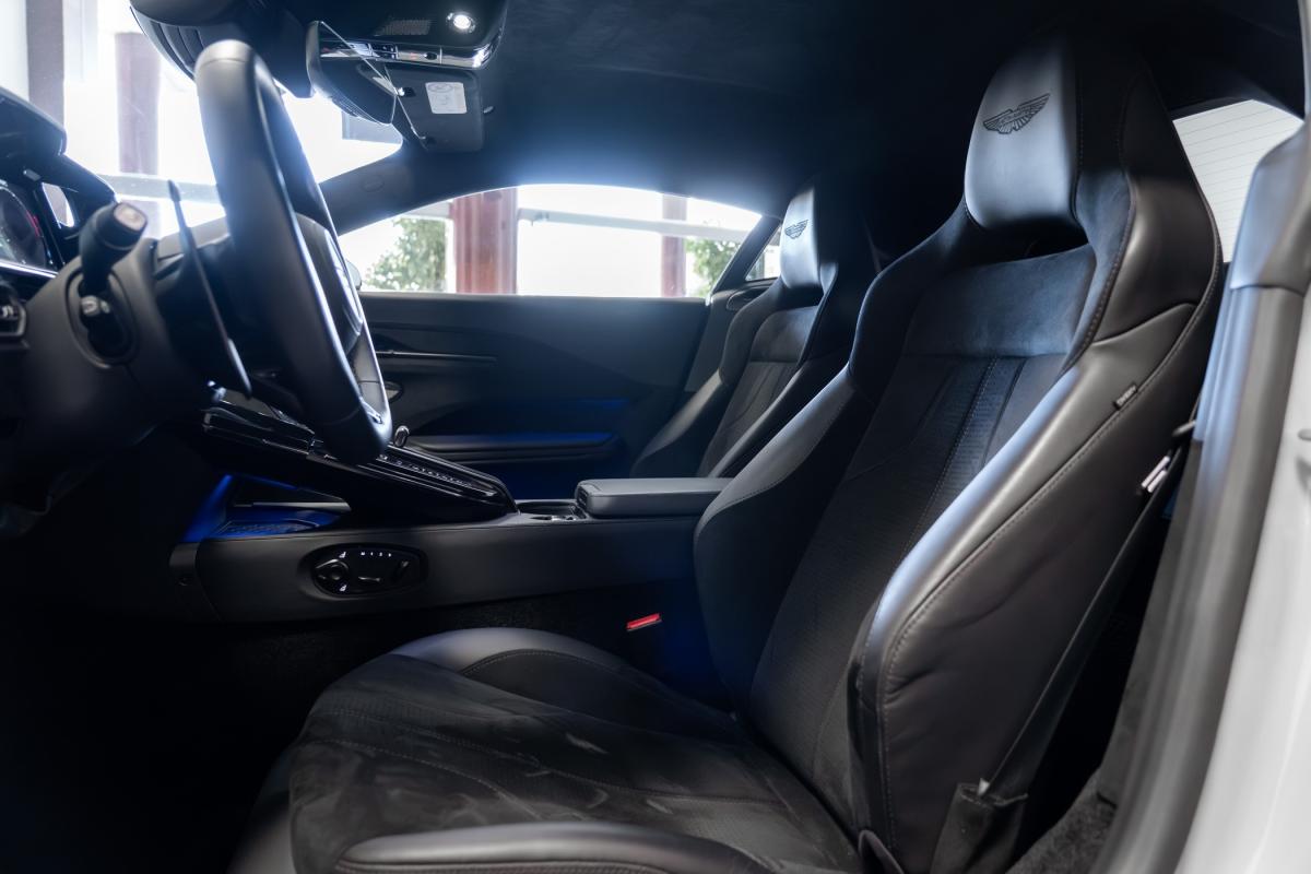 aston-martin-vantage-coupe-2024-gasolina-3982cc