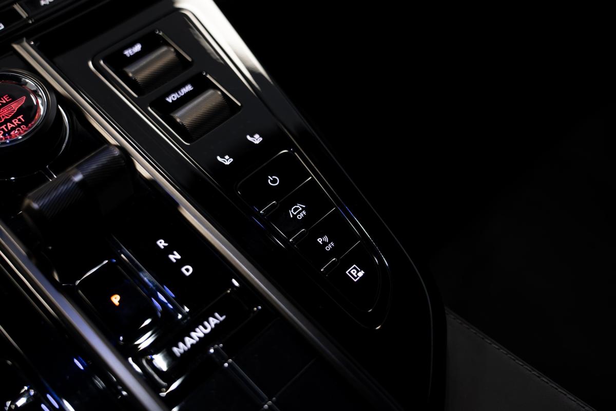 aston-martin-vantage-coupe-2024-gasolina-3982cc
