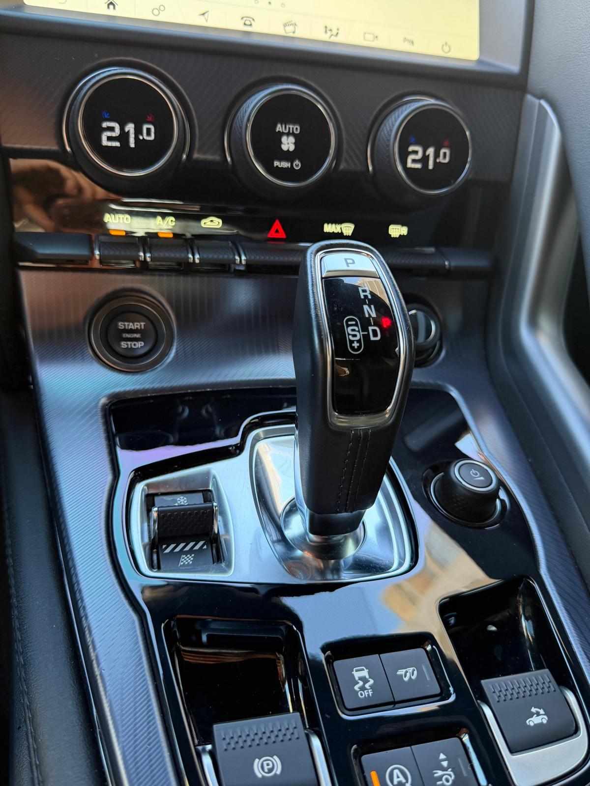 jaguar-f-type-2024-gasolina-1997cc