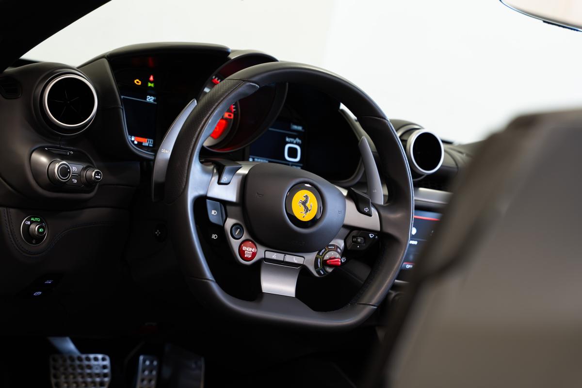 ferrari-portofino-2023-gasolina-3855cc