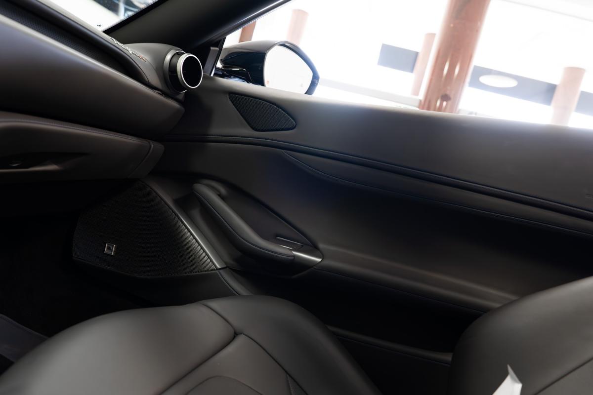 ferrari-portofino-2023-gasolina-3855cc