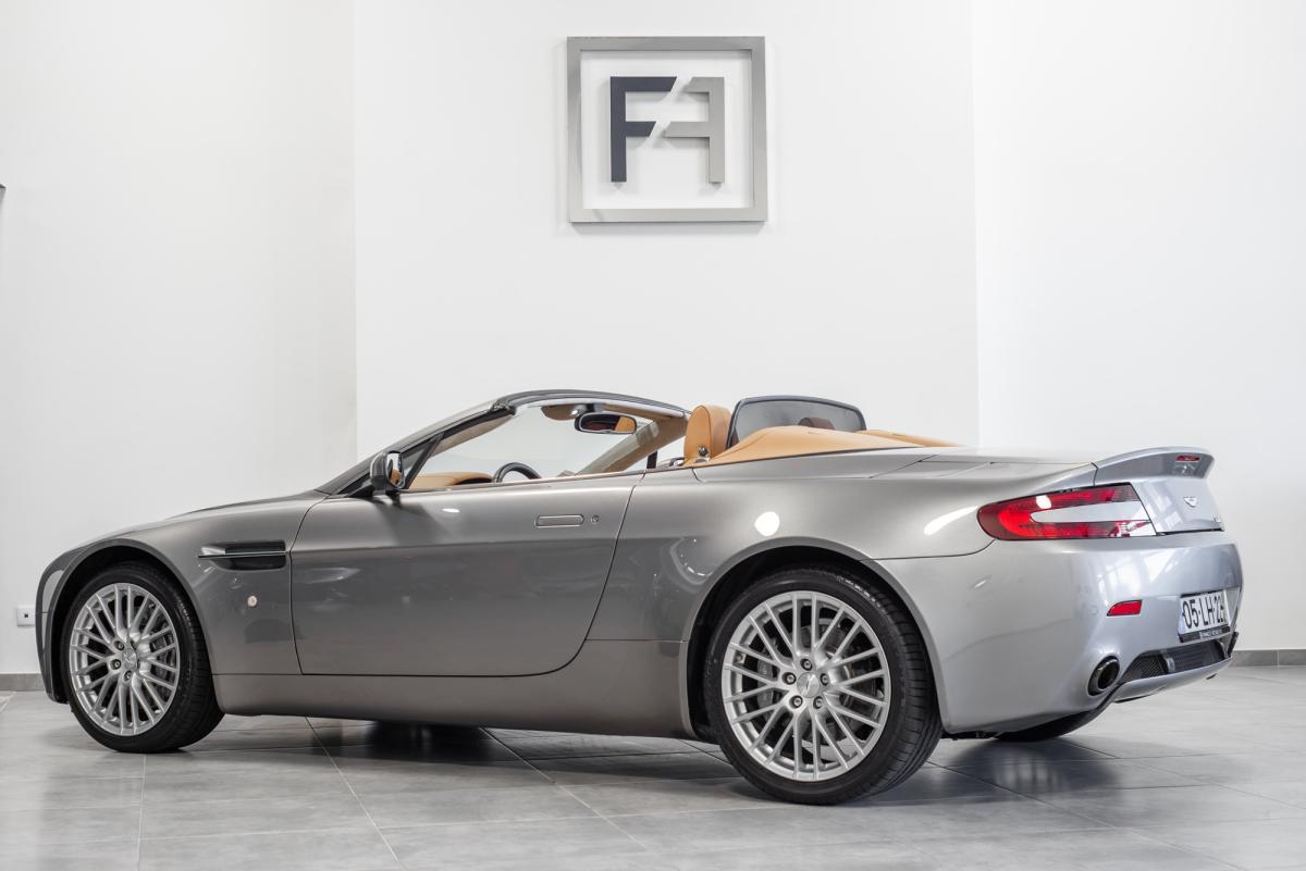 aston-martin-vantage-roadster-2011-gasolina-4735cc
