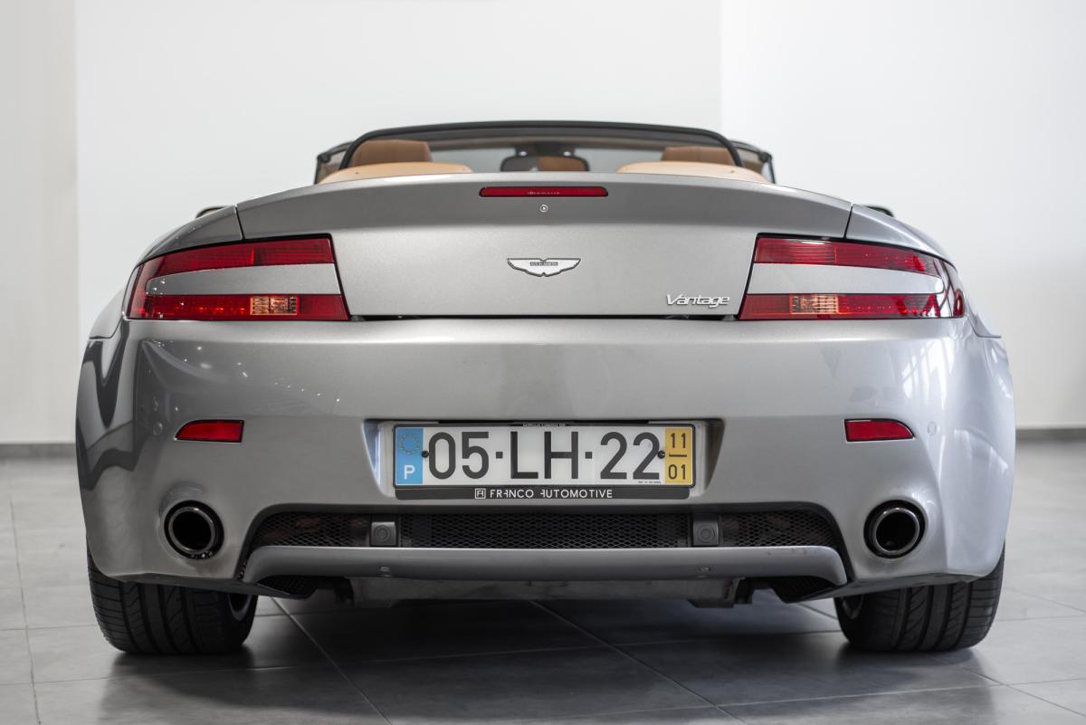 aston-martin-vantage-roadster-2011-gasolina-4735cc