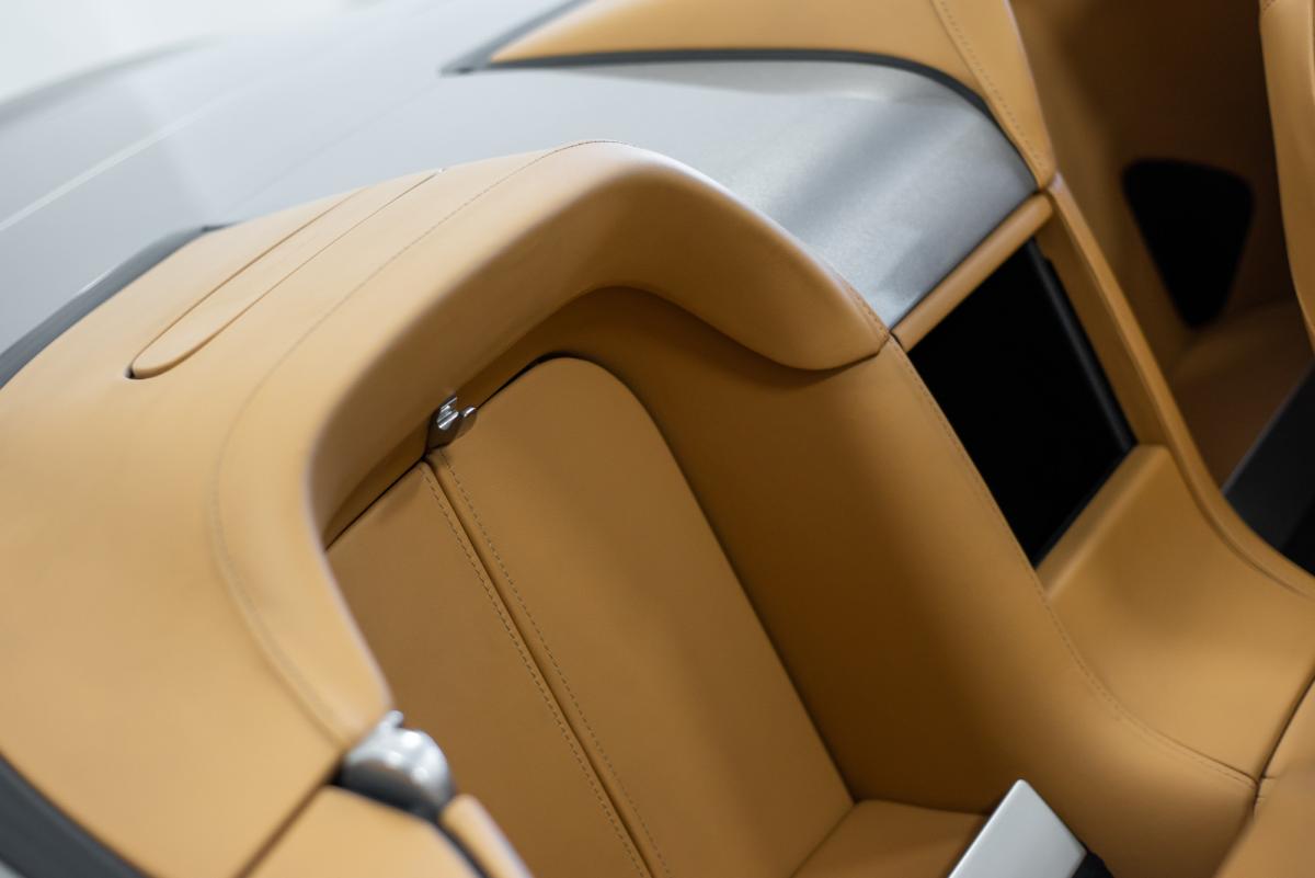 aston-martin-vantage-roadster-2011-gasolina-4735cc