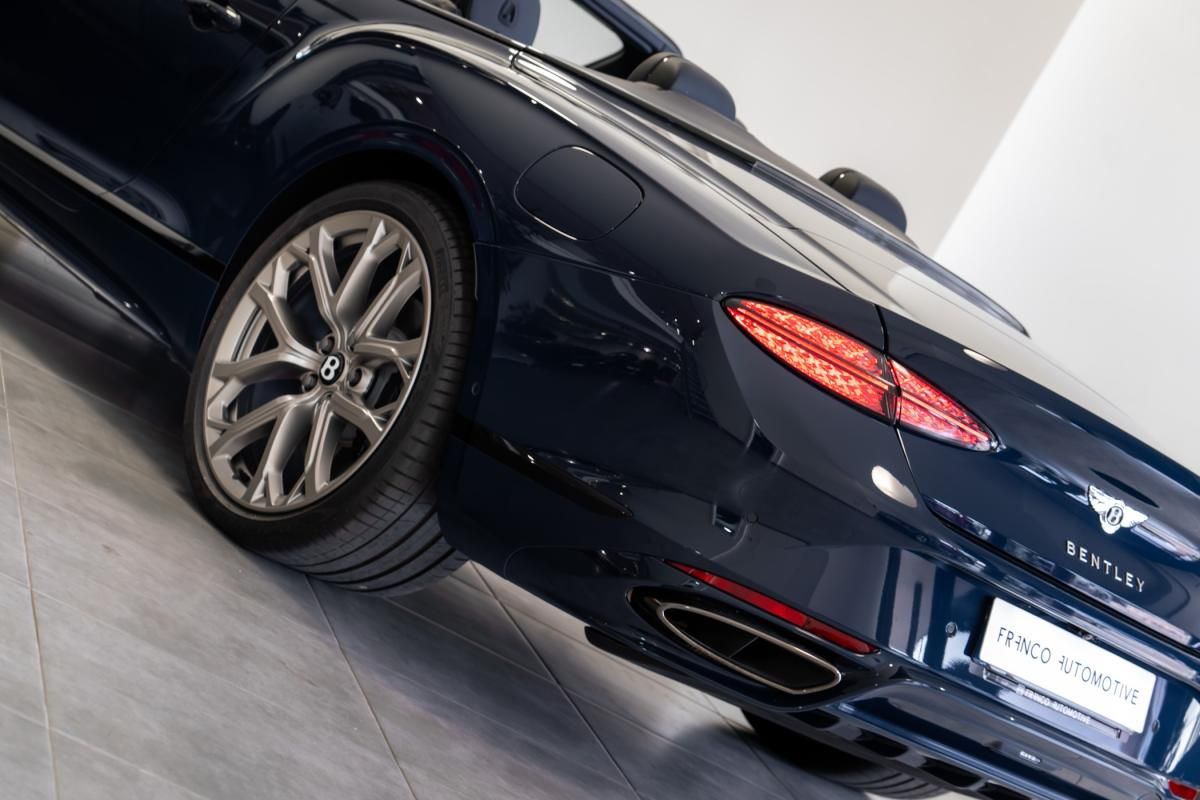 bentley-continental-2024-gasolina-3996cc
